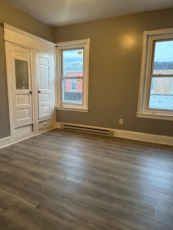 Building Photo - 532 N Paxon St