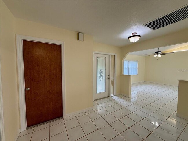 Building Photo - 17452 Cox Ave