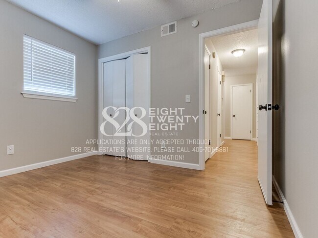 Building Photo - 8129 NW 28th Terrace