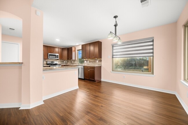 Building Photo - 1530 Hunter Green Ln