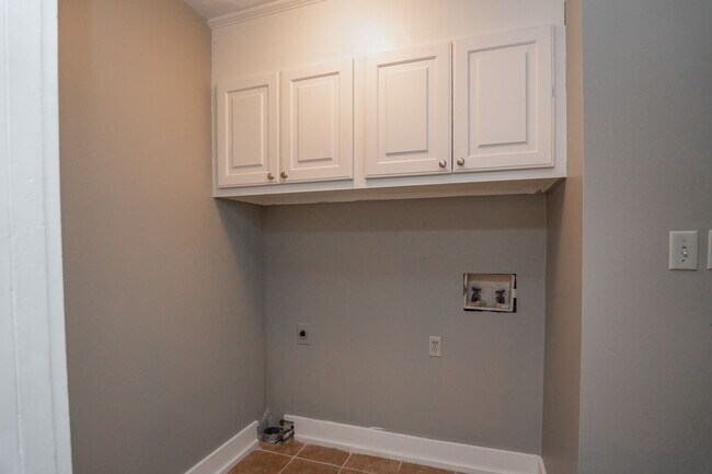 Building Photo - Adorable 3 Bedroom Sherwood Home