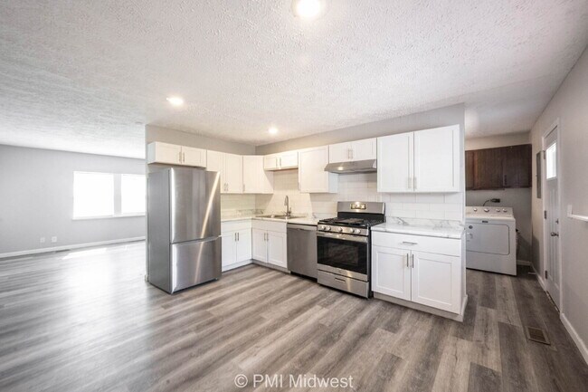 Building Photo - "Charming 3-Bed Home on Dubarry Road – Coz...