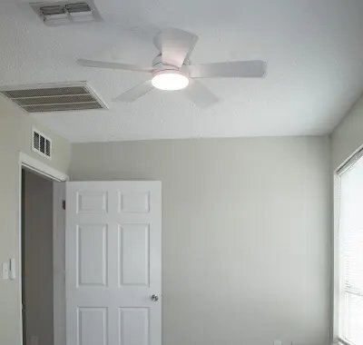 Building Photo - 7023 Oakwood Dr