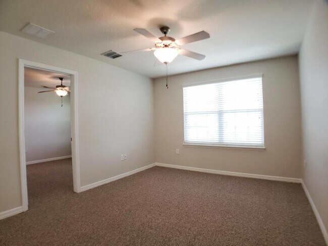 Building Photo - 8636 Powder Ridge Trl