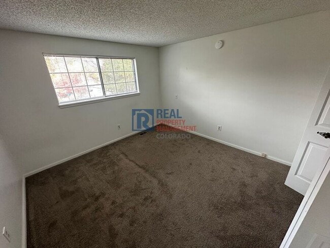 Building Photo - 3528 S Richfield St