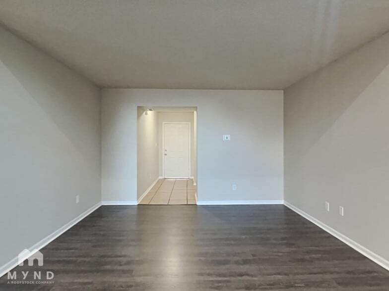Building Photo - 1698 Prairieview Ln