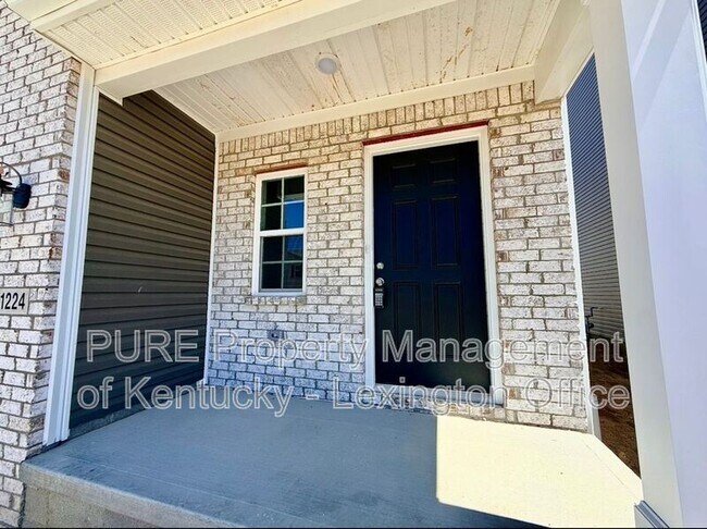 Building Photo - 1224 Leanndra Park