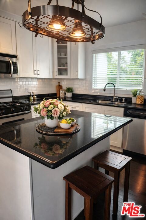 Building Photo - 7013 Andasol Ave