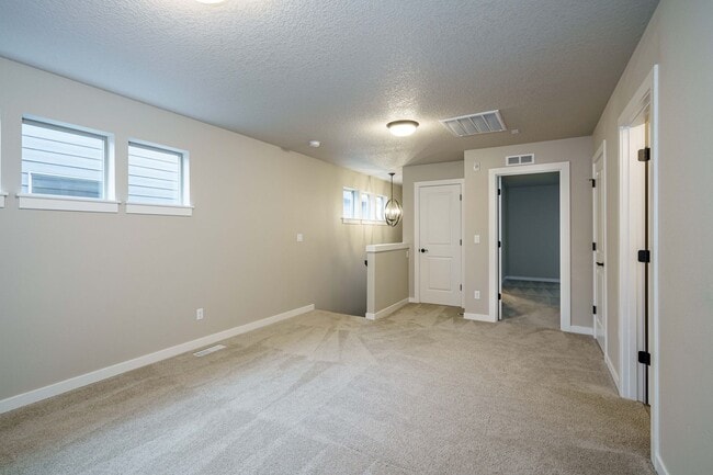 Building Photo - Primary Bedroom On the Main Floor  - 3 bed...