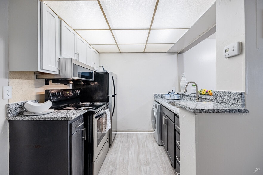 Building Photo - Selwyn Flats