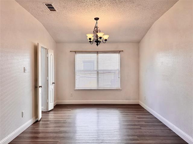 Building Photo - 201 Yosemite Dr