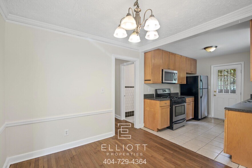 Building Photo - 1095 Oakfield Dr SE