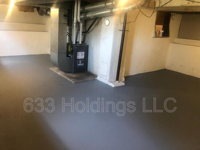 Building Photo - 403 McKinley Ave