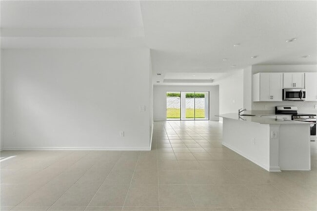 Building Photo - 2035 Rider Rain Ln