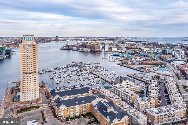 Building Photo - 100 Harborview Dr