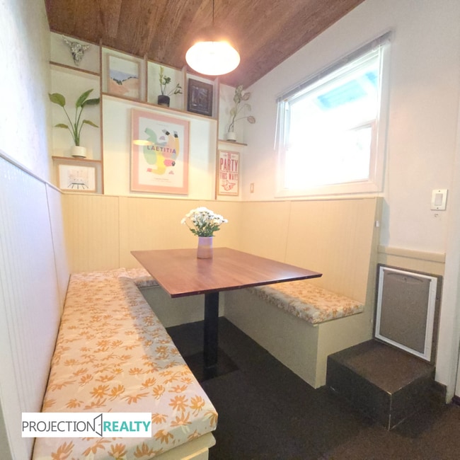 Building Photo - 4416 NE 74th Ave