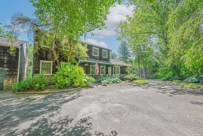 Primary Photo - 9 Lone Hill Pl