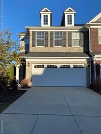 Building Photo - 22490 Woodbridge Ln