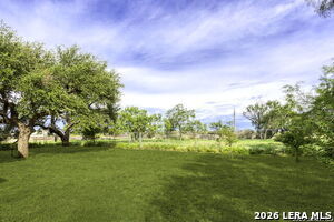 Building Photo - 1008 Naumann Dr