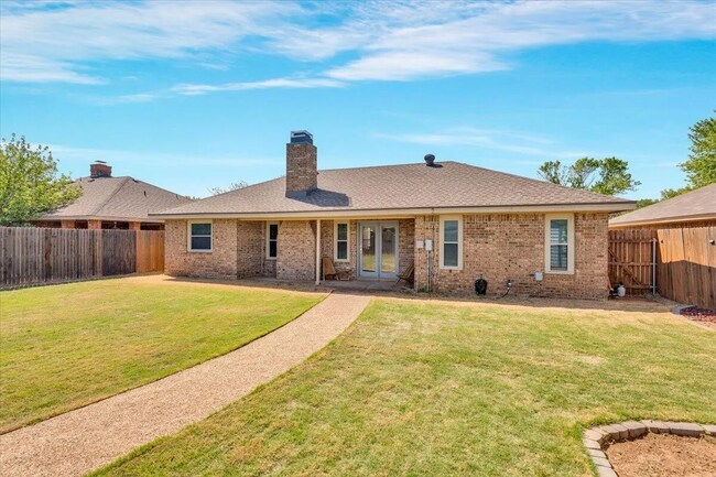 Building Photo - Comfortable Living in Frenship ISD