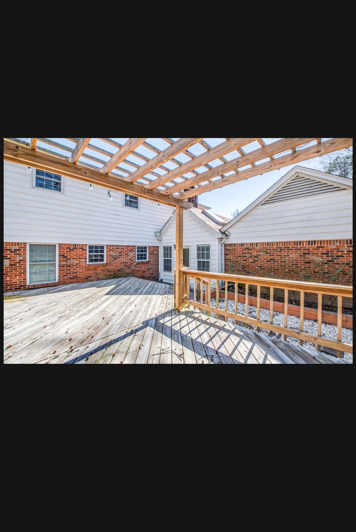 Building Photo - 2387 Hickory Crest Dr