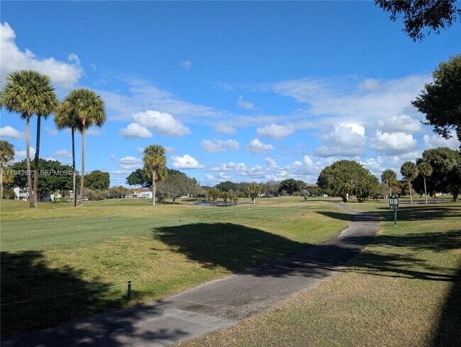 Building Photo - 850 SW 133rd Terrace