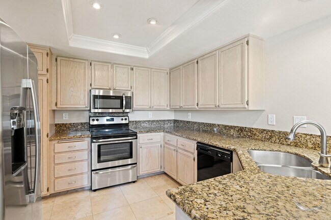 Building Photo - 55559 Winged Foot