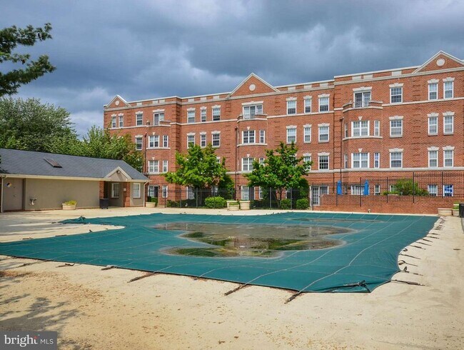 Building Photo - 3631 38th St NW