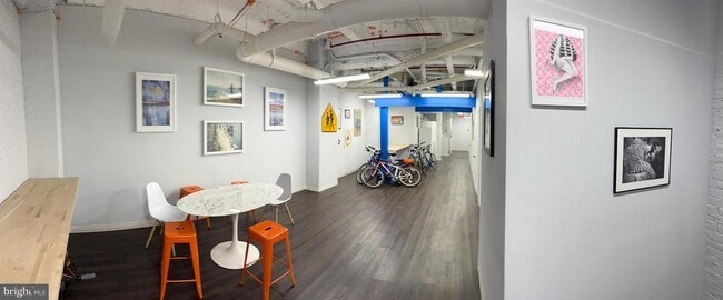 Building Photo - 1501 Locust St