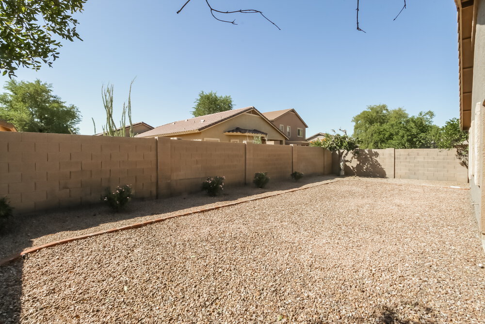 Building Photo - 3041 E Pinto Valley Rd