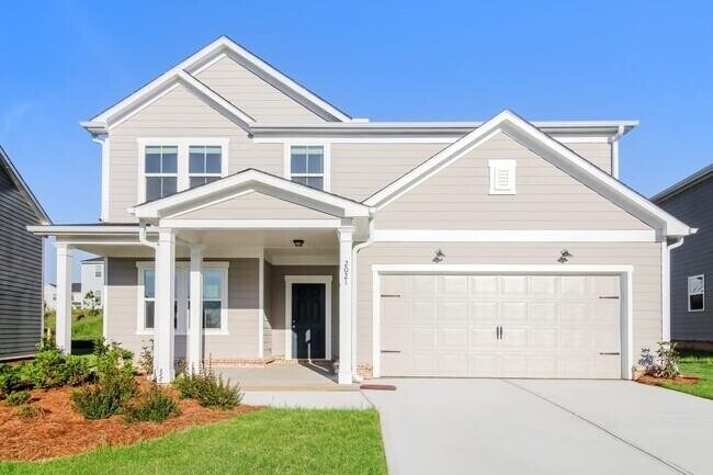 Primary Photo - 2021 Blue Sky Ave