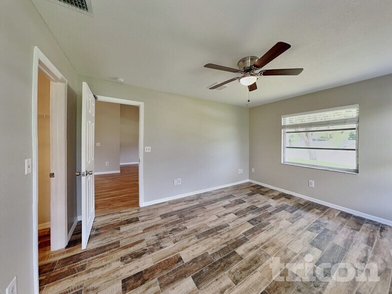 Building Photo - 20336 Peachland Blvd