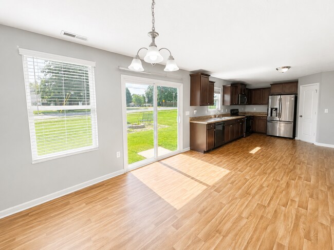 Building Photo - Beautiful 3-Bedroom Home in Desirable Village at Armstrong Farms