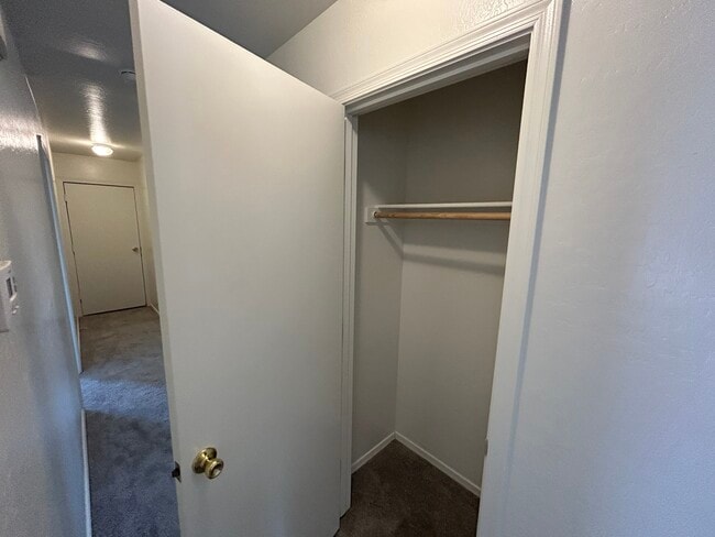 Building Photo - 12232 W Windrose Dr