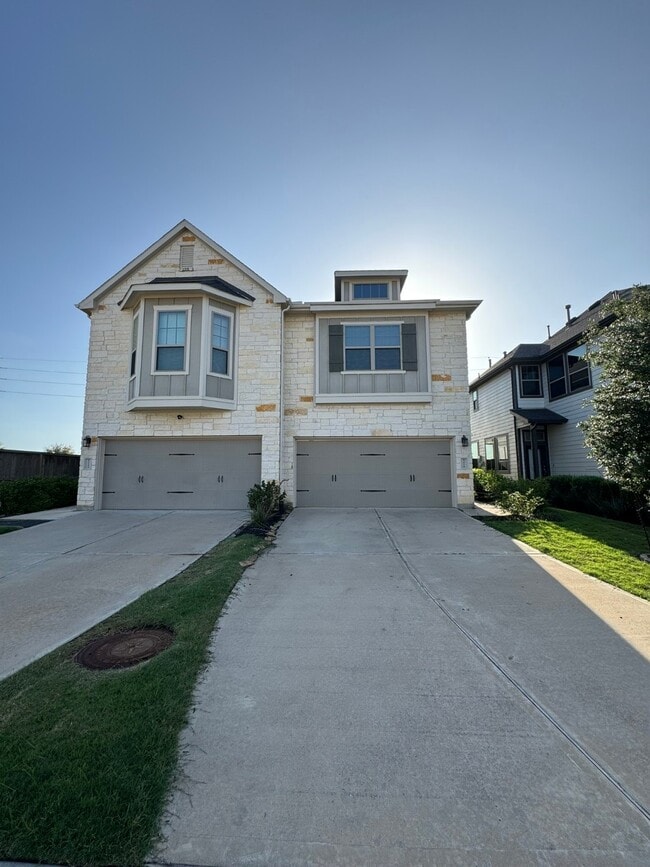 Primary Photo - 5218 Pr Ter Ln