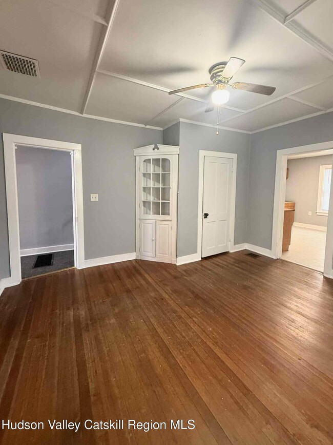 Building Photo - 6629 Park Pl