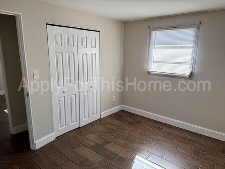 Building Photo - Single Family Home