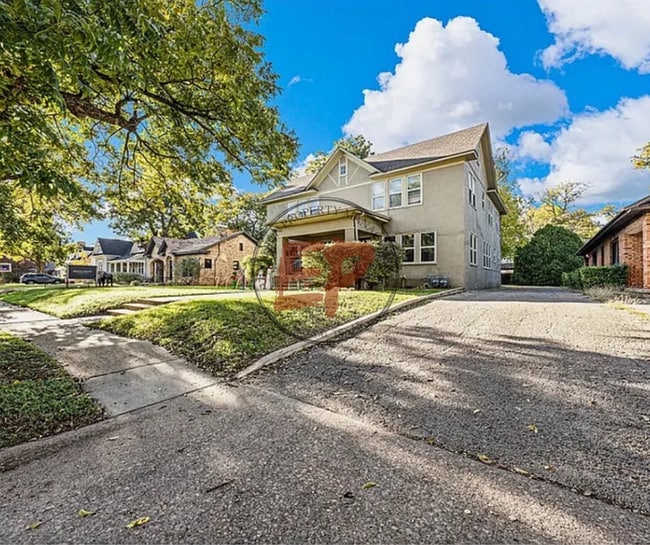 Primary Photo - 2009 Washington Ave