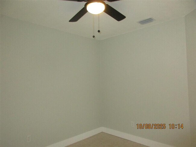 Building Photo - 50 Silver Falls Cir
