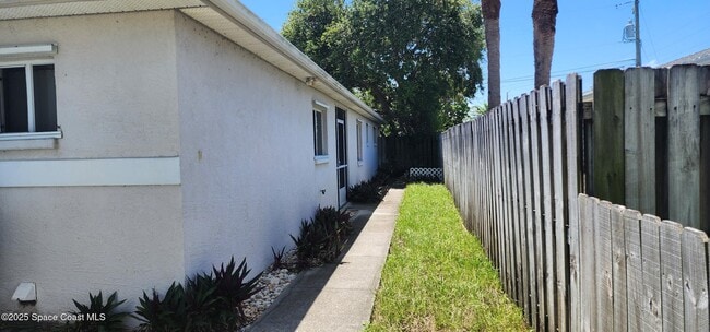 Building Photo - 111 Adams Ave