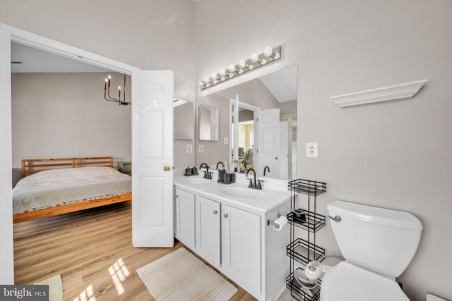 Building Photo - 6340 Cullen Pl