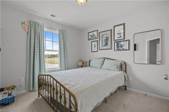 Building Photo - Luxury Living in Grassfield!