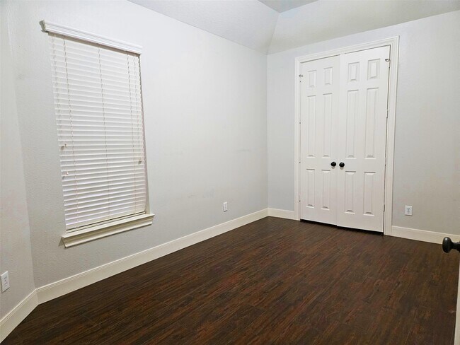 Building Photo - 5434 Faircreek Ln
