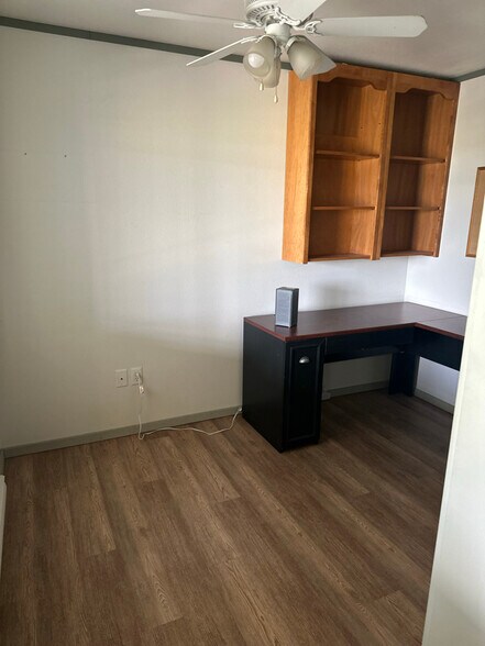 Building Photo - 1168 Mustang Ln