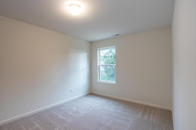 Building Photo - 14082 Clayborn St