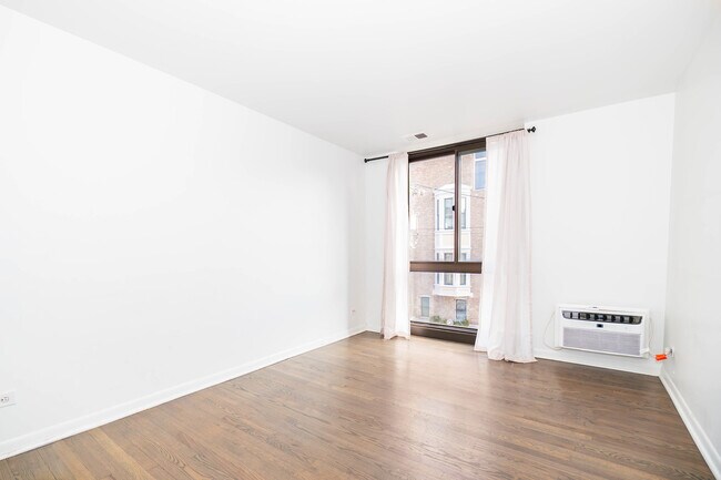 Building Photo - 2201 N Cleveland Ave