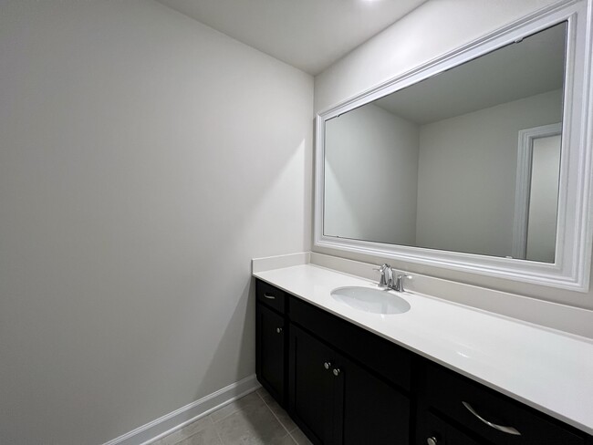 Building Photo - 25017 Westwick Ln