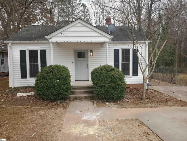 Primary Photo - 111 Augusta St