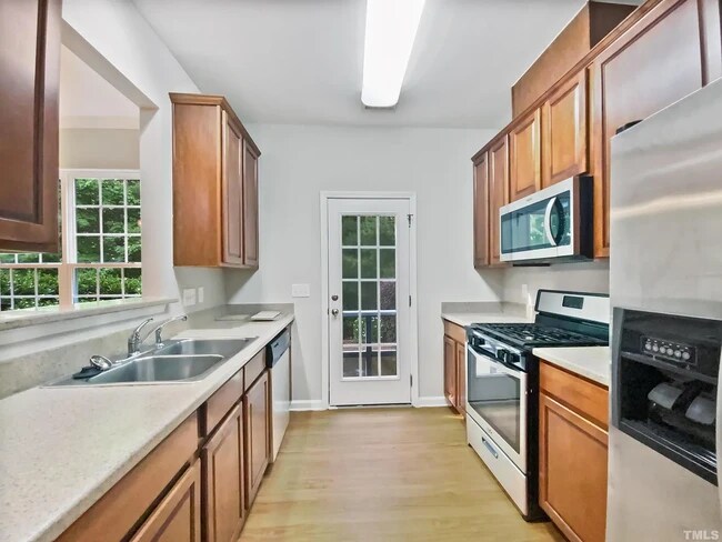 Kitchen - 432 Plank Bridge Way