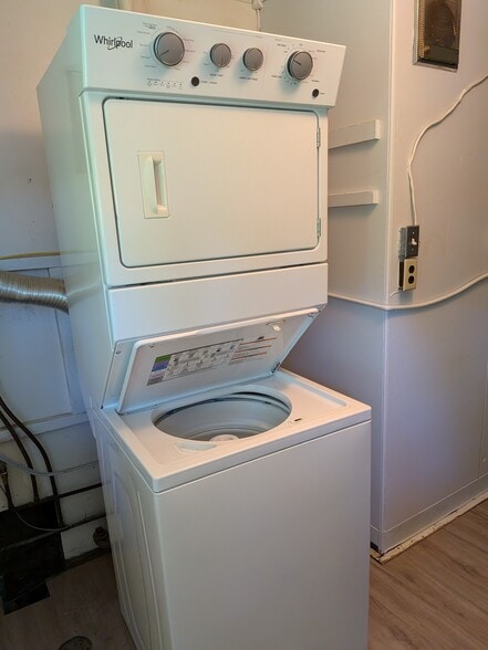 Laundry - 309 W Main St